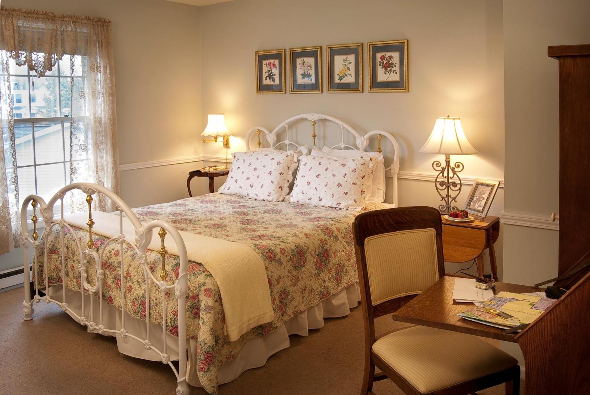 Eagle Harbor Inn Эфрейм Экстерьер фото